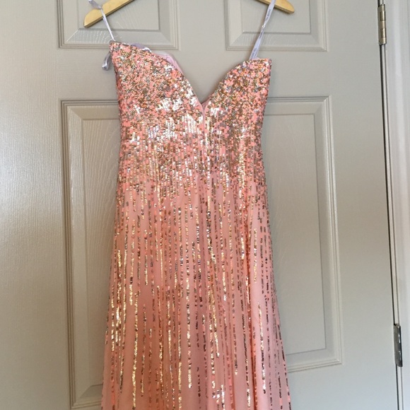 Prom Gown - Picture 3 of 4