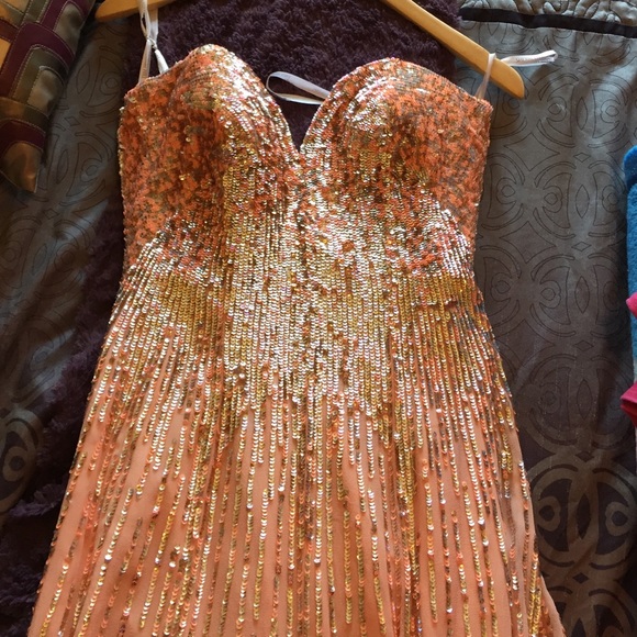 Prom Gown - Picture 4 of 4