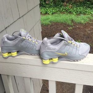 Nike shox