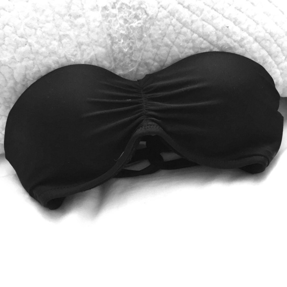A black strapless bikini top