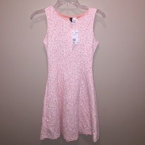 Floral dress, never worn, tag still on!