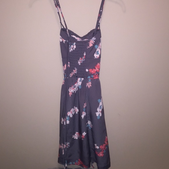 Spring/Summer Dress - Picture 2 of 3