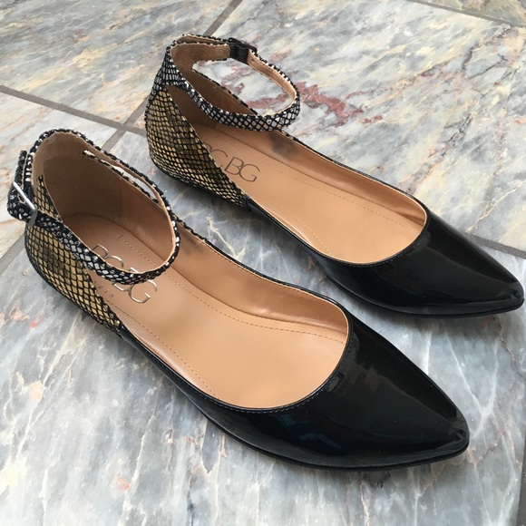 BCBG flats