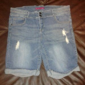 Women's distressed shorts