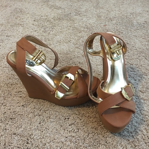 Charlotte Russe wedges - Picture 1 of 1