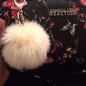 Pom Pom keychain/ faux rabbit fur keychain