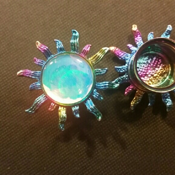 Multi colored Sun plugs gauges