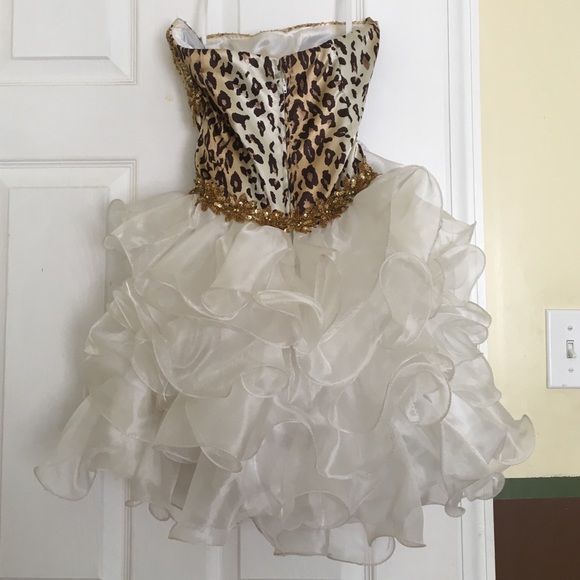 Prom dress - Picture 2 of 2