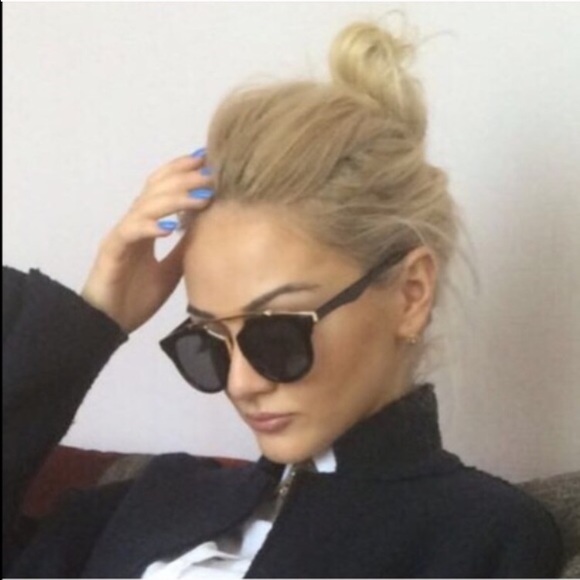 Gold Trim Black Frame Sunglasses - Picture 4 of 4