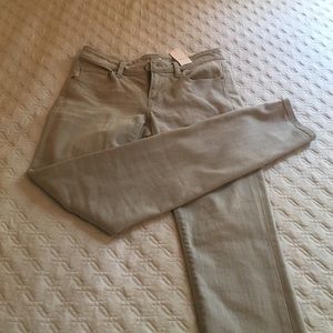 NWT Light Grey Ann Taylor LOFT Modern Skinny Jeans
