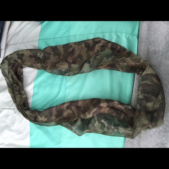 Camo infinity scarf