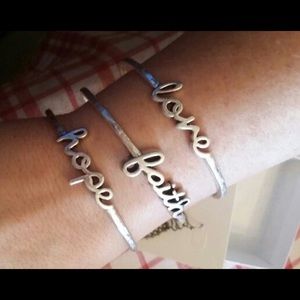 Premier jewelry wordplay bangles