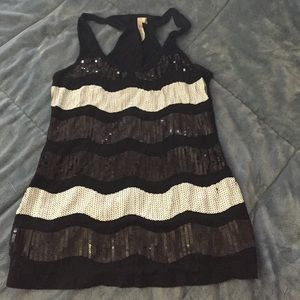 Dressy tank top w sequins