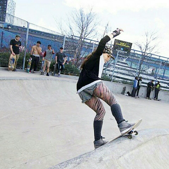 Meet your Posher, Ninjastank - Picture 3 of 4