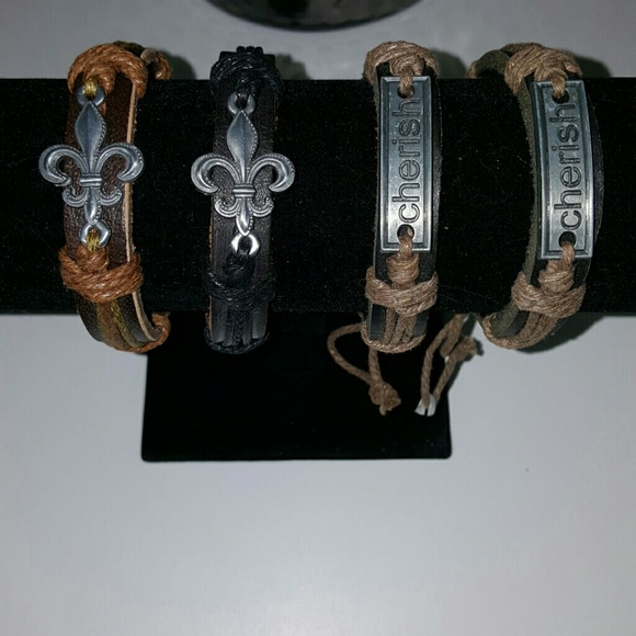 (4) Bracelets (Imitation Leather)