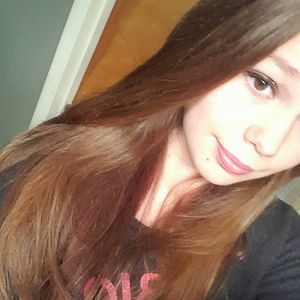 Meet your Posher, Corrine