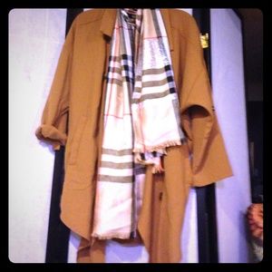 1 hour sale!!! Cashmere Burberry scarf