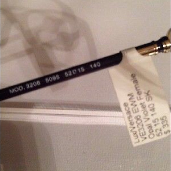 Versace Eye glass frames - Picture 4 of 4