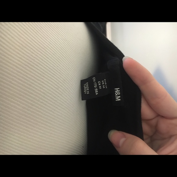 H&M Tiered Black Party Dress - Picture 4 of 4