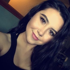 Meet your Posher, Janet