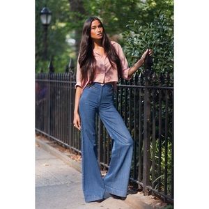 high waist bell bottom/flare jeans