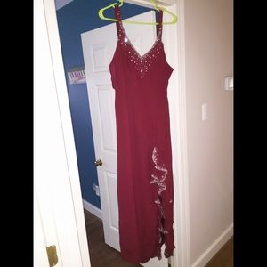 Burgundy red prom dress