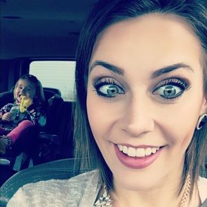 Meet your Posher, Stephanie