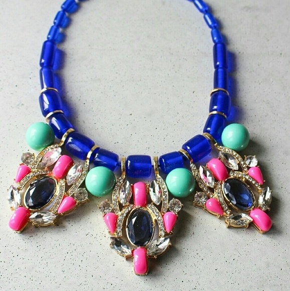 New festival statement necklace - Picture 2 of 4