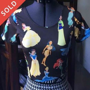 SOLD!!   Omighty Disney Crop - NWOT   Sz Small