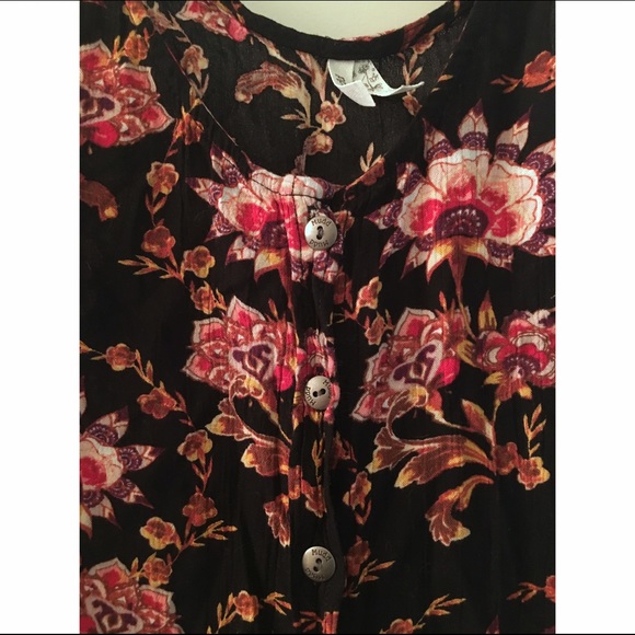 Bohemian Floral Dress - Picture 4 of 4