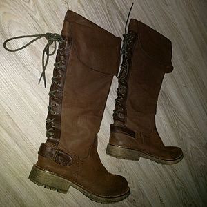 Brown lace pirate boots 6M