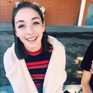 Meet your Posher, Isabelle