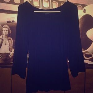 Off the shoulder long sleeve dress shirt