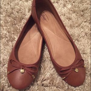 Bass @ Co Brown Leather Flats