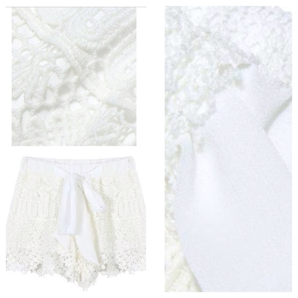 Off White Crochet Shorts - Picture 7 of 8
