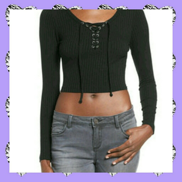 SALE! LACE UP RIB KNIT CROP TOP - Picture 3 of 4