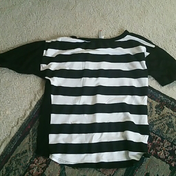 Blouse - Picture 2 of 3