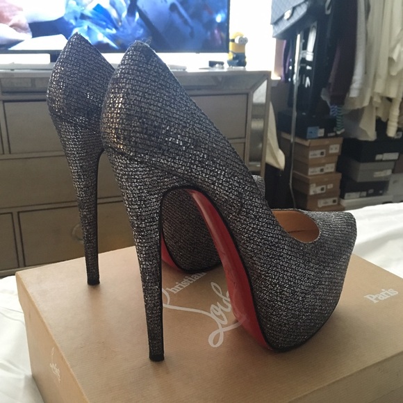 Sold through 🅿️🅿️ Christian louboutin silver