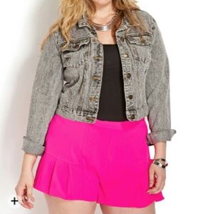 Pleated Shorts