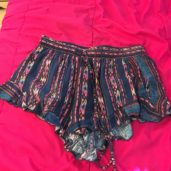 loose shorts