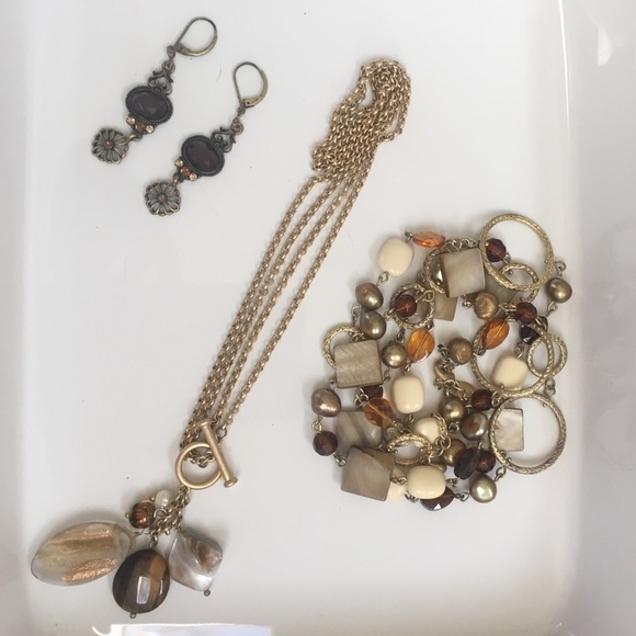 WEEKEND SALE! Lia Sophia gold tones jewelry bundle