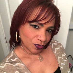 Meet your Posher, Nilsa