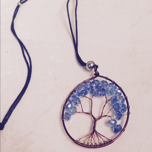 FINAL SALE! Blue crystal bead tree of life pendant - Picture 2 of 2