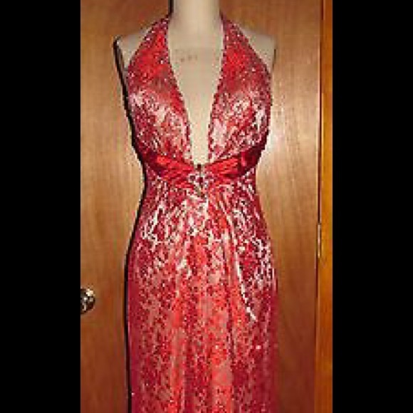 Tony Bowls Dresses & Skirts - 💕🎉SALE Tony Bowls Red Lace Gown Sz 6