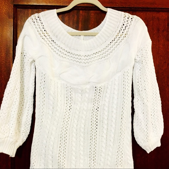 White, Small light knit sweater.