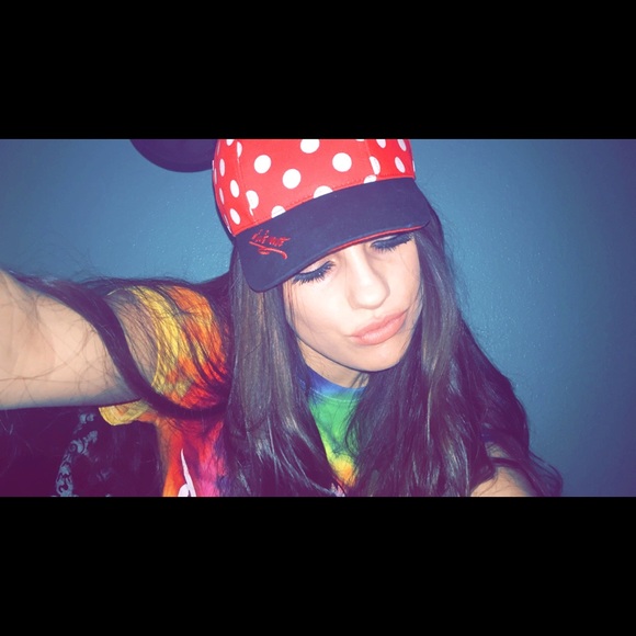 Meet your Posher, Evonne - Picture 1 of 1