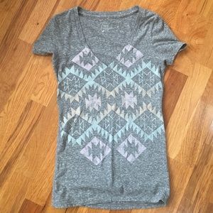 American Eagle women's t-shirt