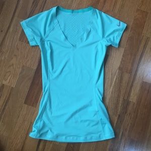 Women's Nike pro shirt