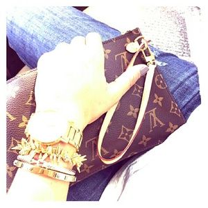 Signature Louis Vuitton wristlet wallet coin purse