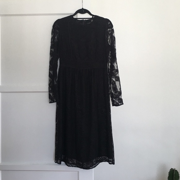 Zara black dress with long sleeves - Picture 1 of 4